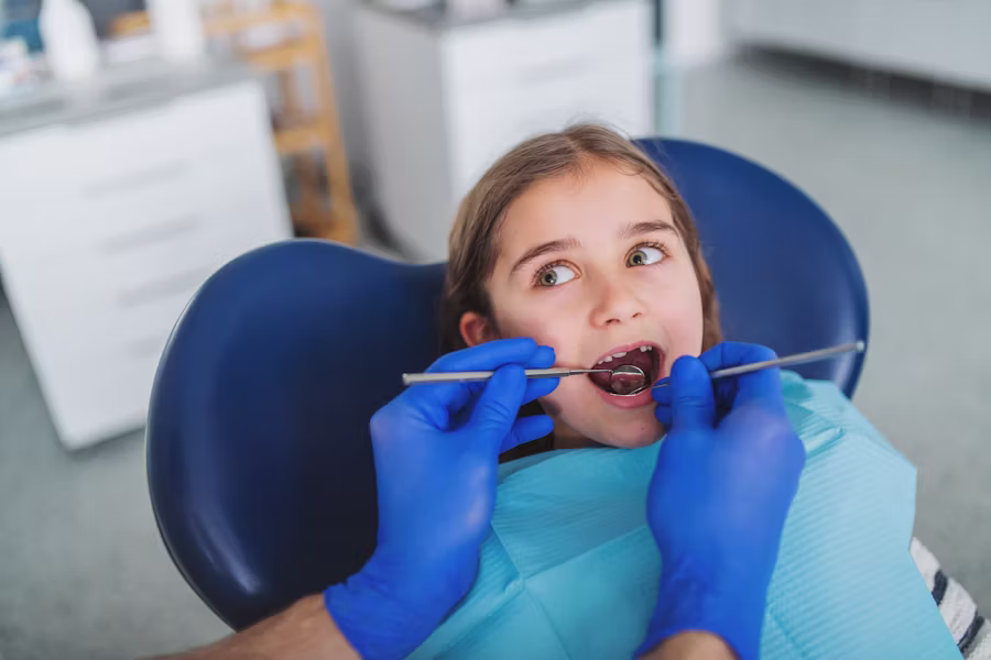 Prima visita dal dentista per bambini — Studio Odontoiatrico Dott. Enrico Martini